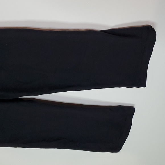 Lululemon black size 6 cropped leggings - Picture 3 of 6